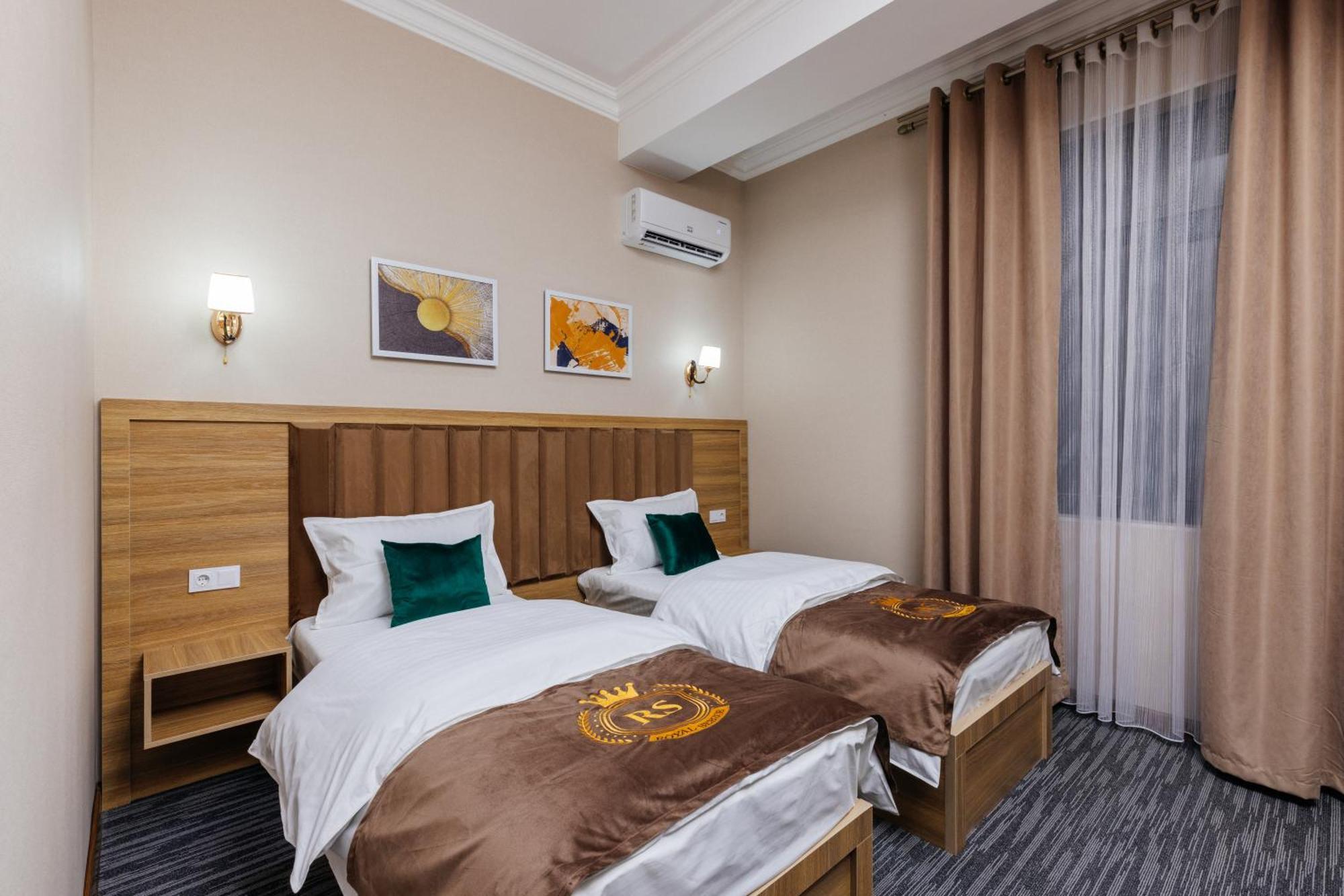 Royal Sebzor Hotel Ташкент Екстериор снимка