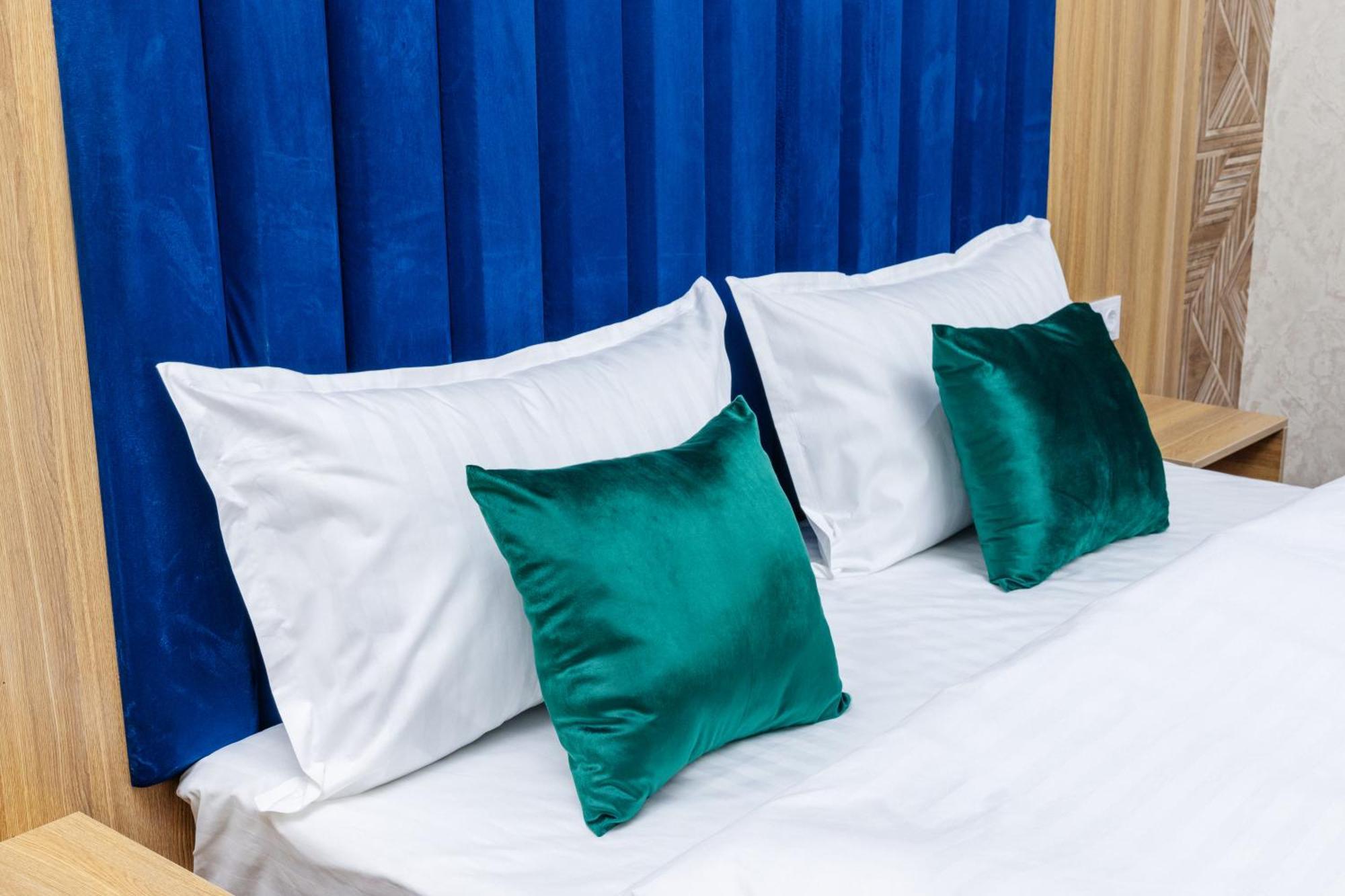 Royal Sebzor Hotel Ташкент Екстериор снимка