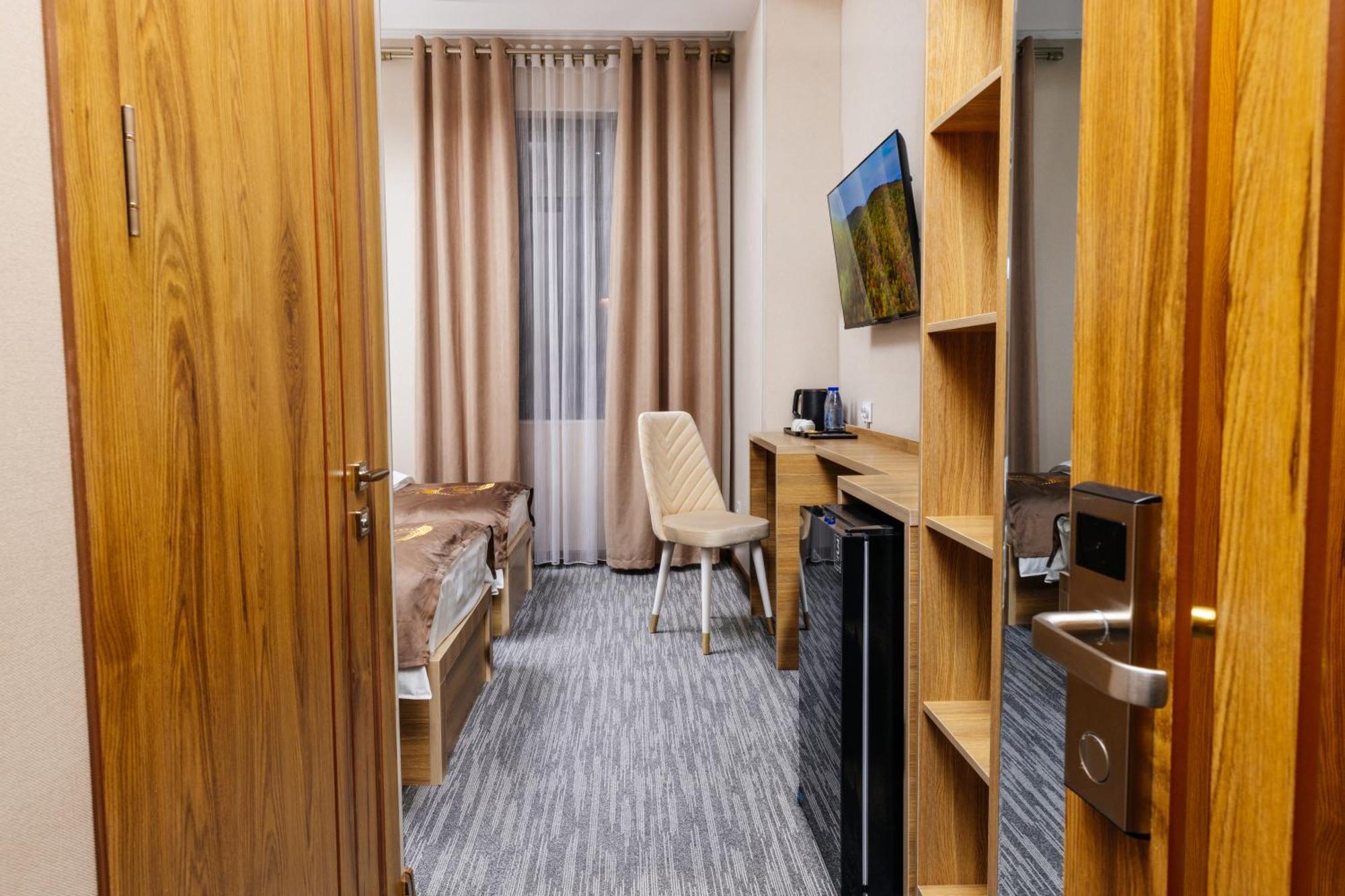 Royal Sebzor Hotel Ташкент Екстериор снимка