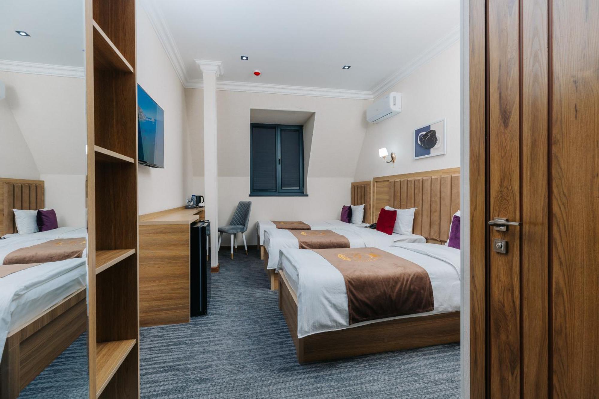 Royal Sebzor Hotel Ташкент Екстериор снимка